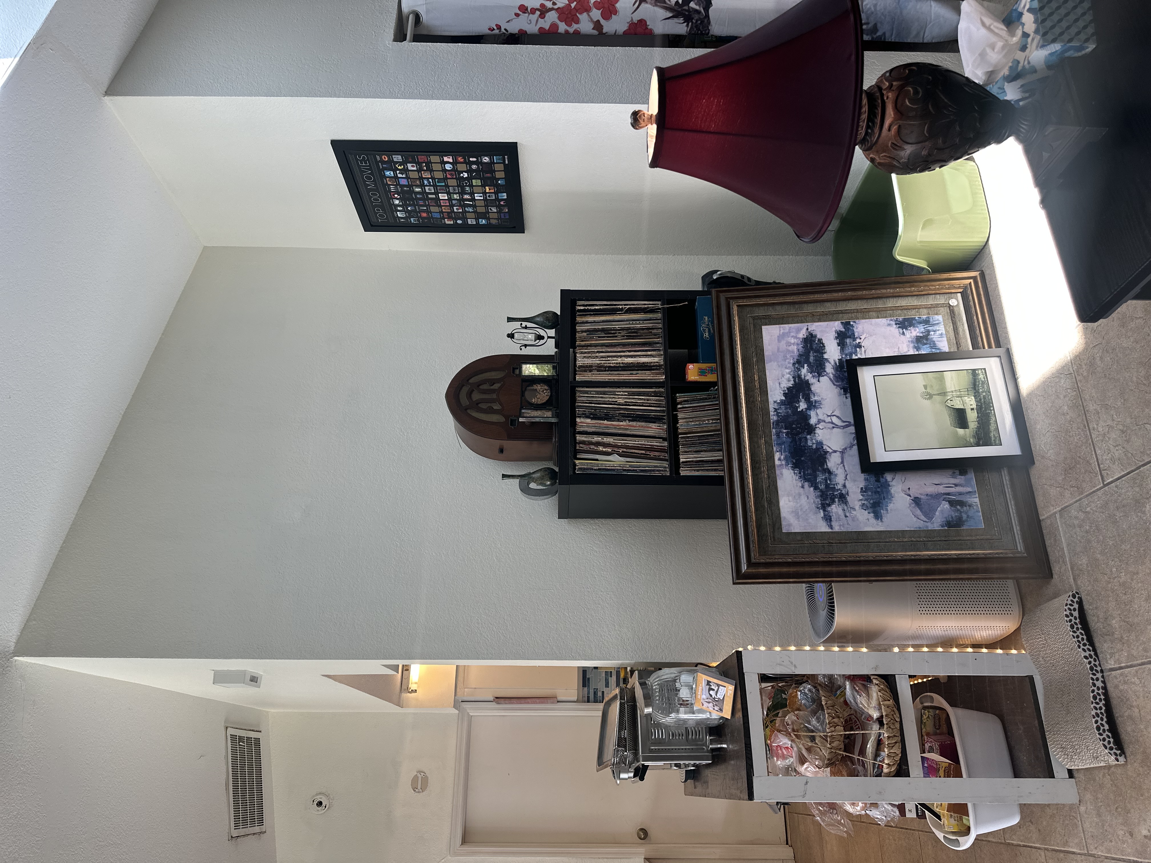 Photo of Hang pictures